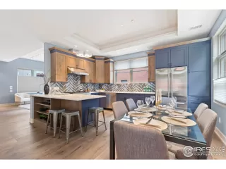 Photo #5: 948236 Listing