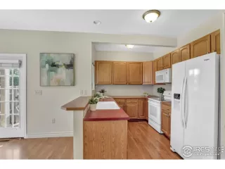 Photo #6: 948267 Listing