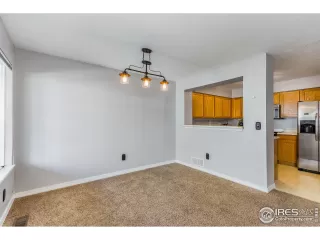 Photo #5: 948330 Listing