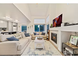 Photo #4: 948336 Listing