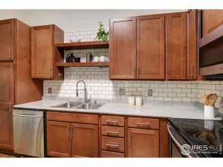 Photo #3: 948349 Listing 