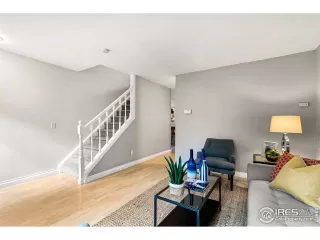 Photo #5: 948375 Listing 