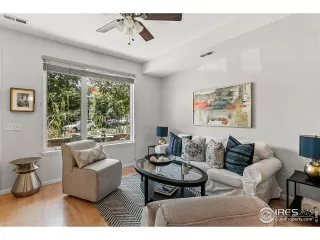 Photo #4: 948382 Listing 