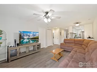 Photo #4: 948406 Listing 