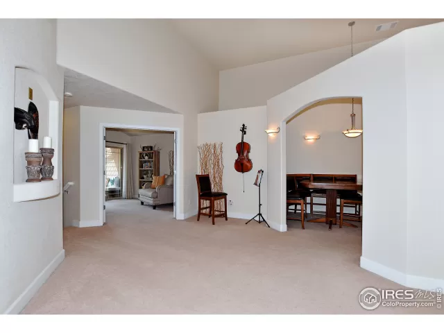 MLS: 948470 Condo For Sale