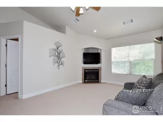 Photo #3: 948470 Listing