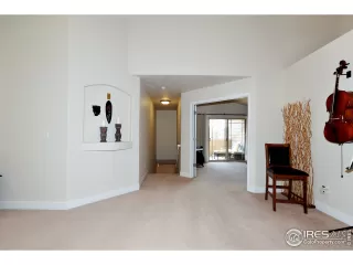 Photo #4: 948470 Listing