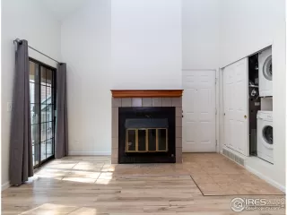 Photo #5: 948472 Listing