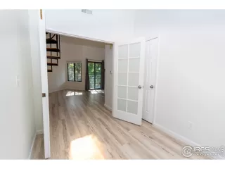 Photo #6: 948472 Listing