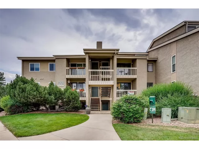 MLS: 9484880 Condo For Sale