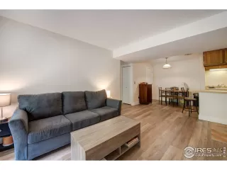 Photo #2: 948523 Listing