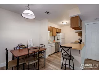 Photo #4: 948523 Listing