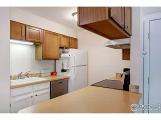 Photo #6: 948523 Listing