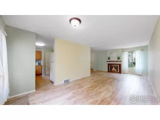 Photo #6: 948547 Listing