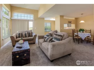 Photo #6: 948557 Listing