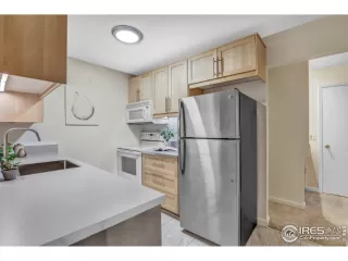 Photo #2: 948558 Listing