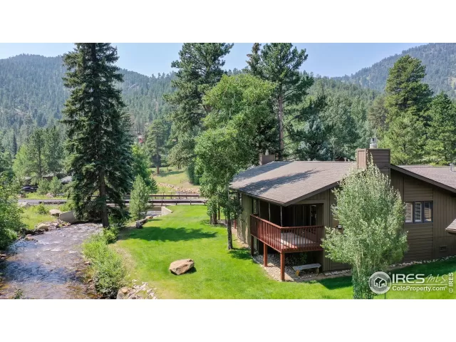 MLS: 948561 Condo For Sale