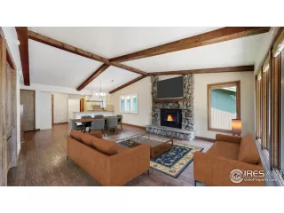 Photo #2: 948561 Listing