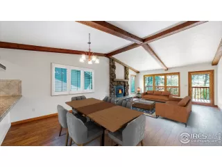 Photo #4: 948561 Listing