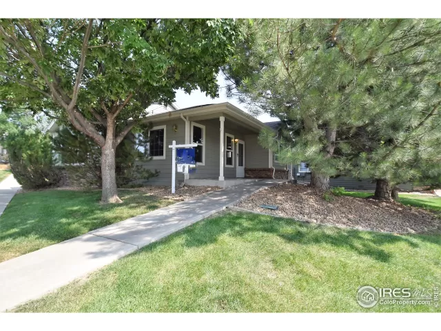 MLS: 948626 Condo For Sale