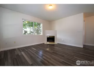 Photo #5: 948626 Listing