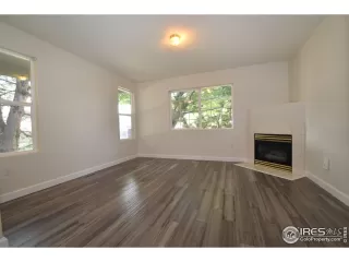 Photo #6: 948626 Listing