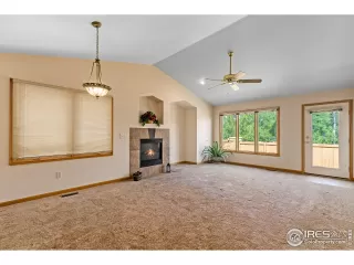 Photo #6: 948639 Listing