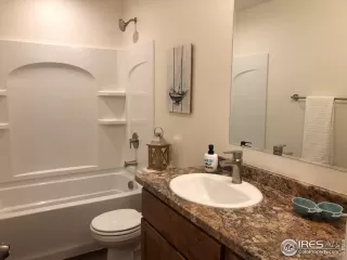 Photo #6: 948655 Listing 