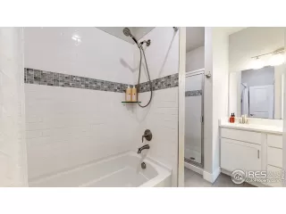 Photo #3: 948767 Listing