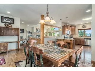 Photo #6: 948802 Listing