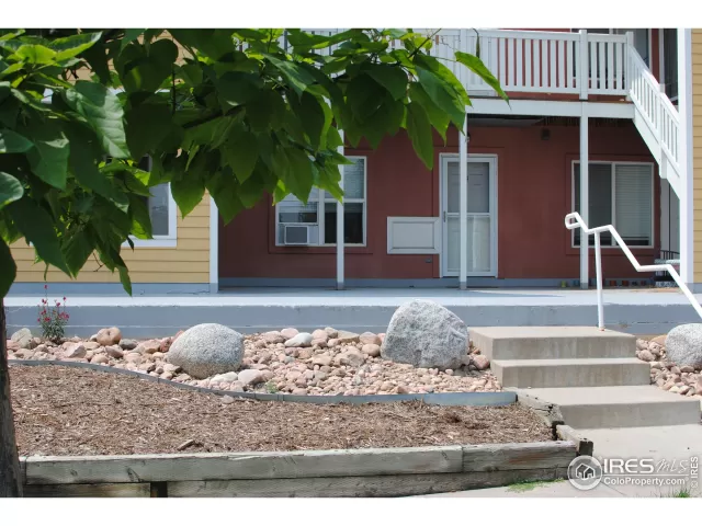 MLS: 948840 Condo For Sale