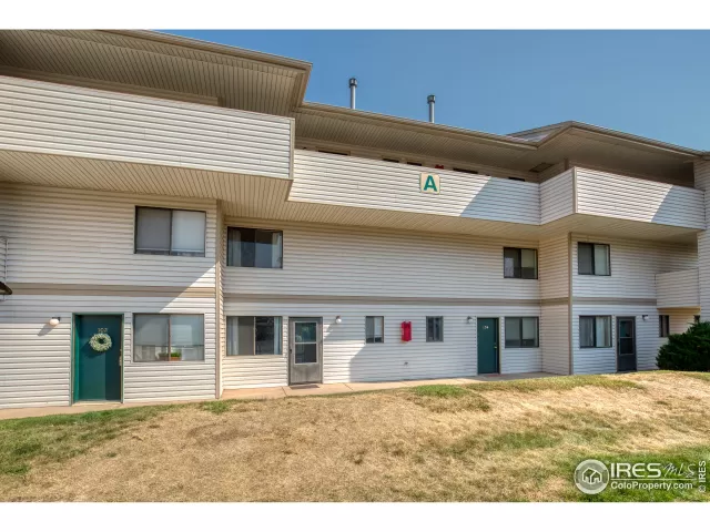 MLS: 948848 Condo For Sale