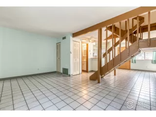 Photo #3: 948848 Listing