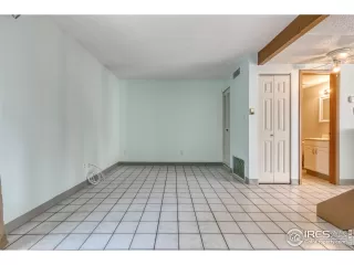 Photo #4: 948848 Listing