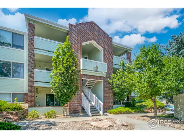 MLS: 948895 Condo For Sale