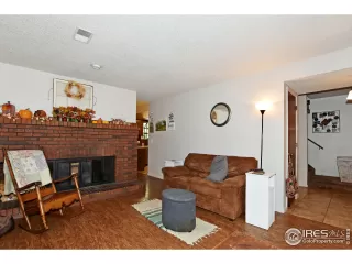 Photo #5: 948933 Listing