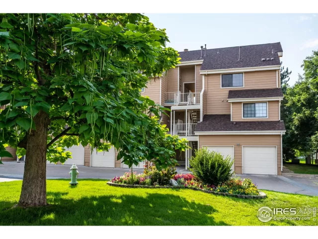 MLS: 948964 Condo For Sale