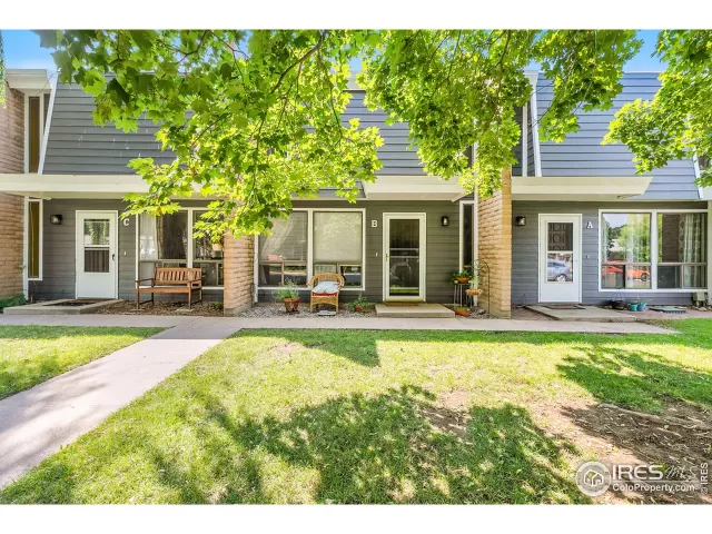 MLS: 949011 Condo For Sale