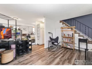 Photo #4: 949011 Listing