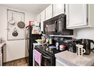 Photo #6: 949011 Listing