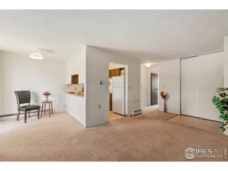 Photo #3: 949072 Listing