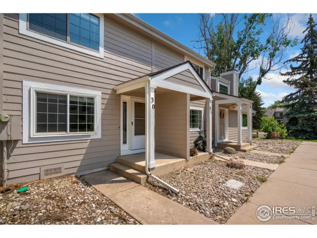 MLS: 949081 Condo For Sale