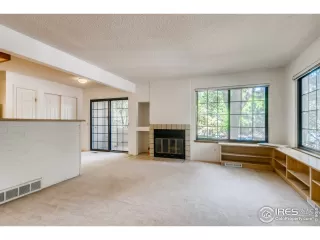 Photo #2: 949143 Listing