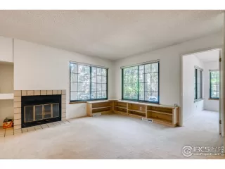 Photo #3: 949143 Listing