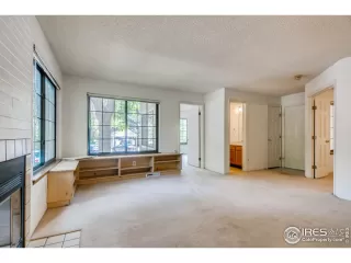 Photo #4: 949143 Listing