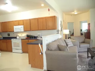 Photo #3: 949180 Listing