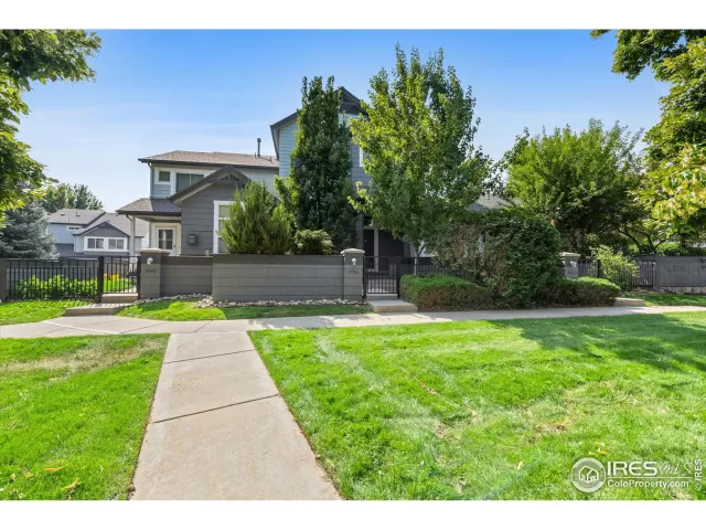 MLS: 949185 Condo For Sale