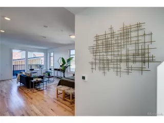 Photo #4: 9492836 Listing