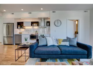 Photo #6: 9492836 Listing