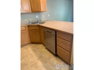 Photo #4: 949313 Listing